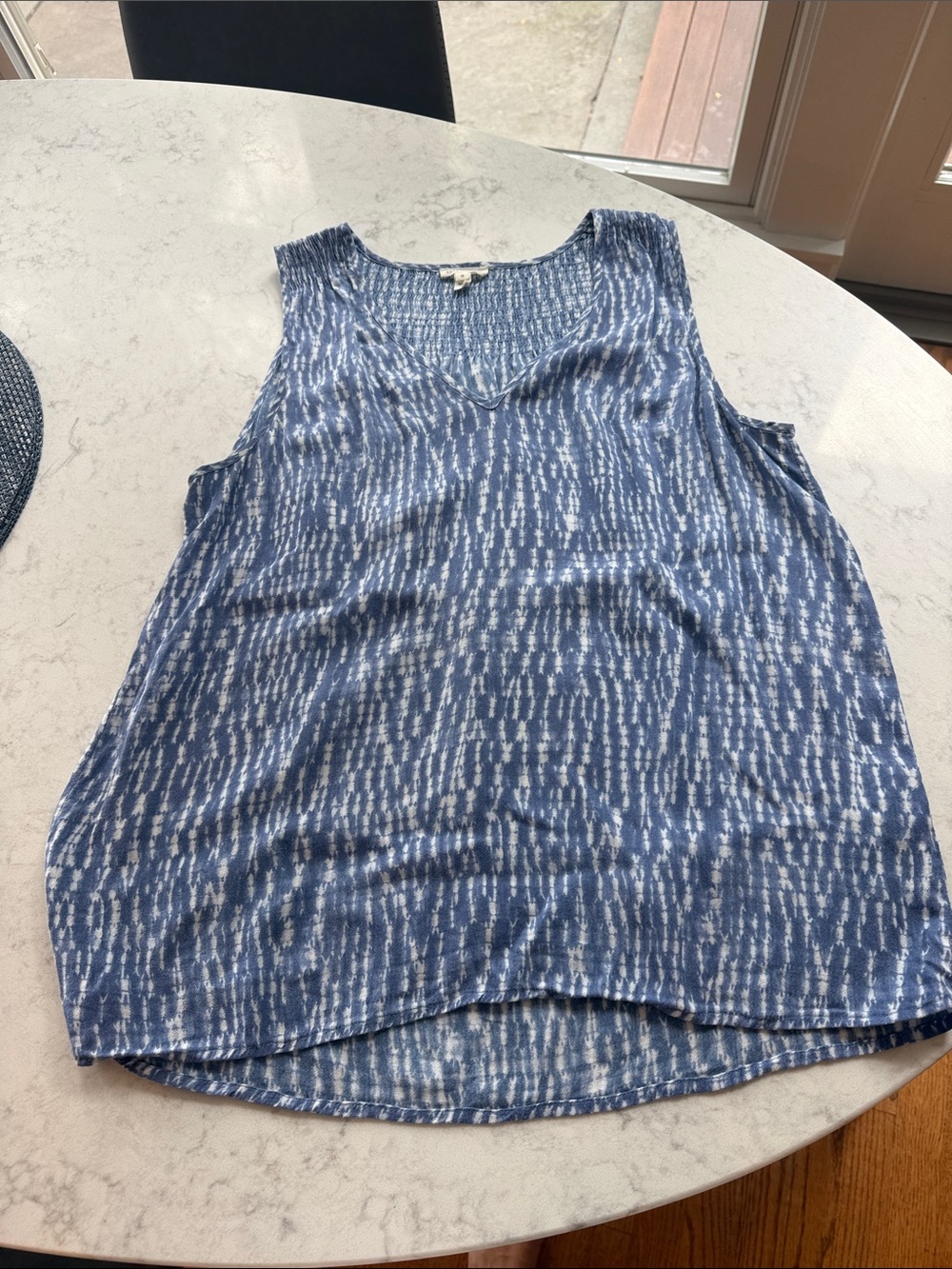 Soft Joie Blue and White Patterned V-Neck Tank